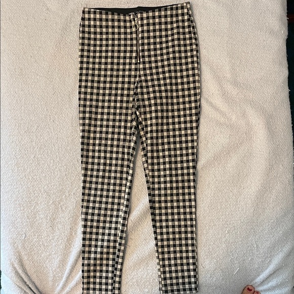 ZARA Black and White Checkered Stretch Pants SZ M Zipper Front - Picture 1 of 14